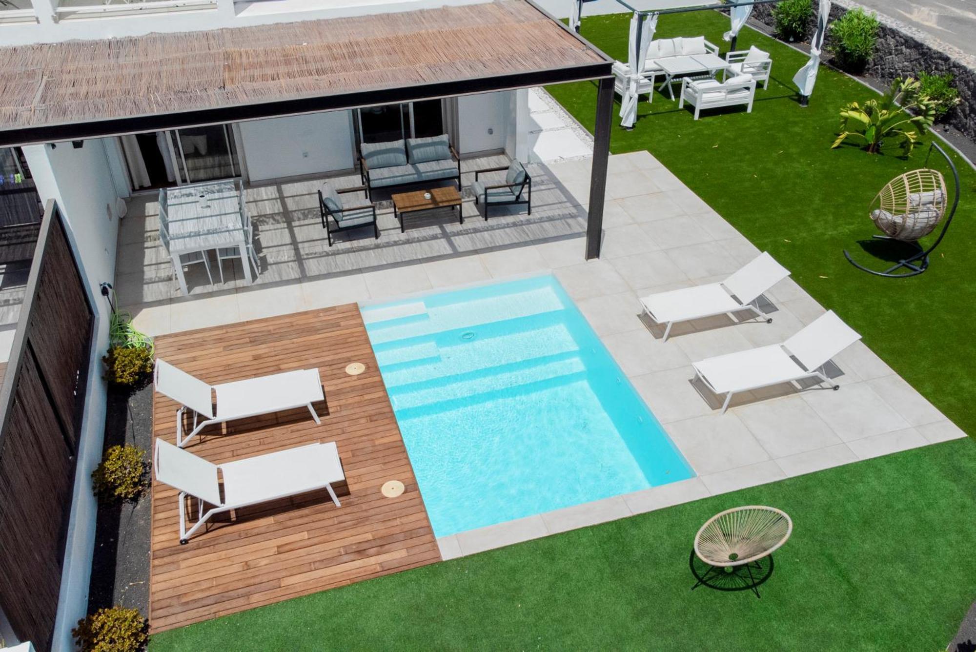 Casa Menta. Relaxing Corner In Front Of The Ocean *