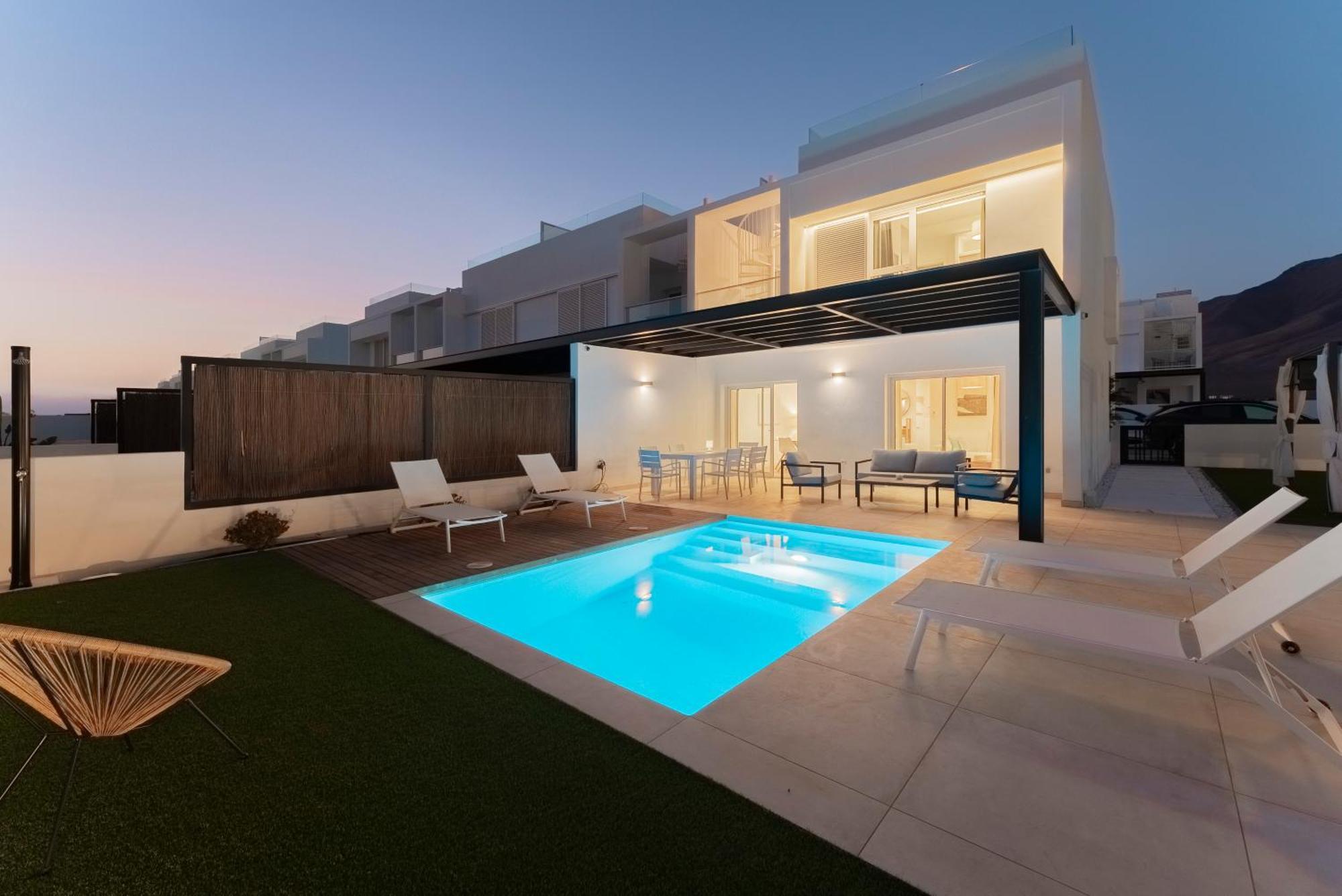 Casa Menta. Relaxing Corner In Front Of The Ocean *